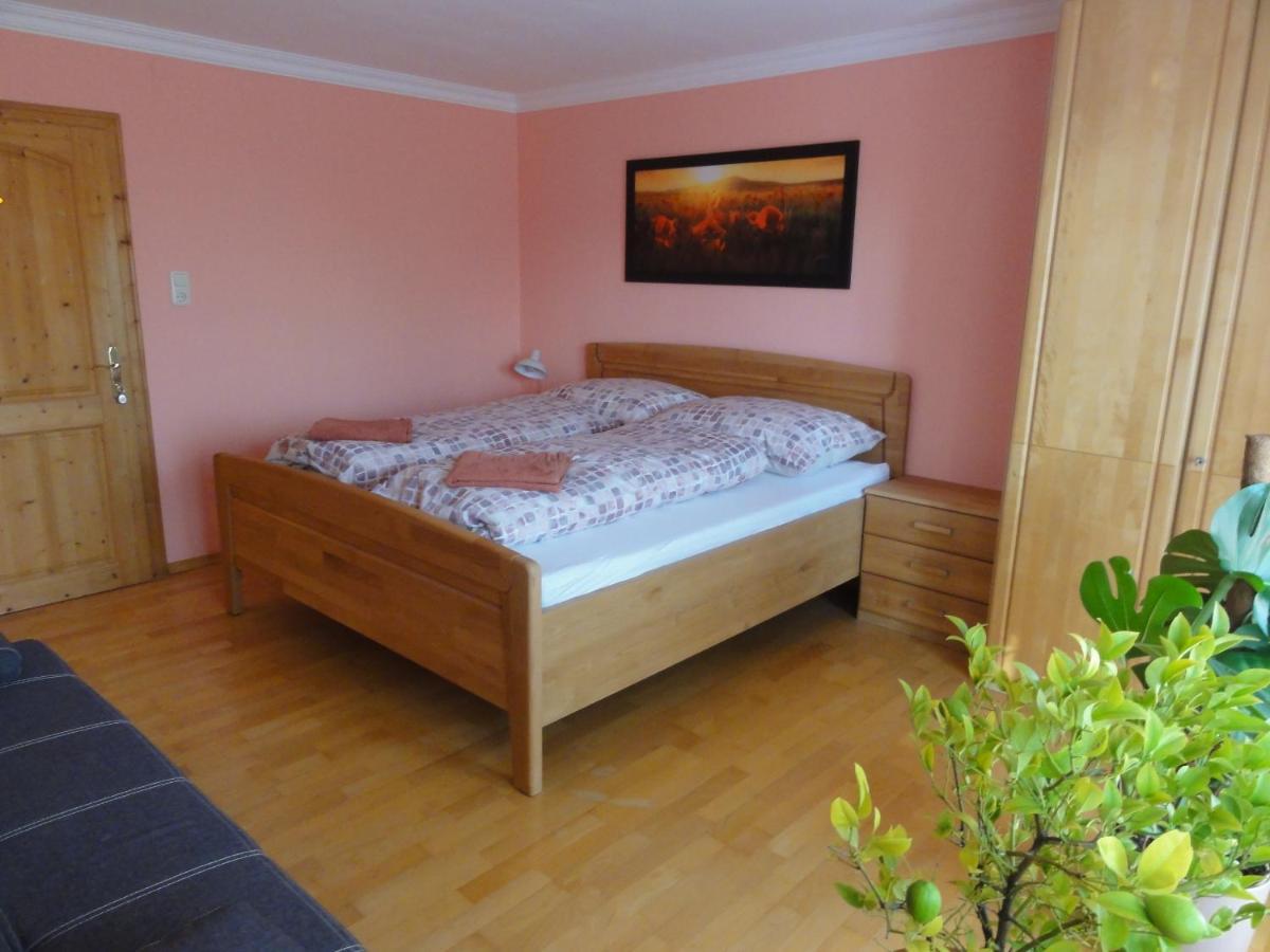 Apartment Elena Gedersdorf Buitenkant foto
